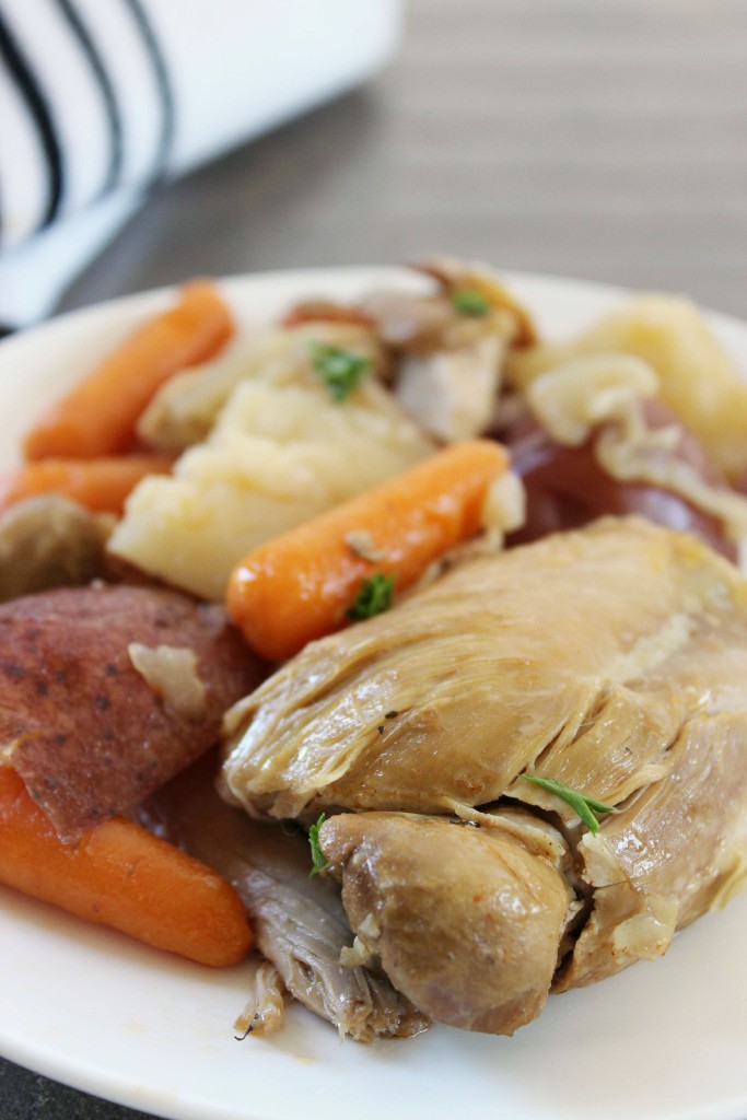 Chicken Thighs with Potatos and Carrots - Easy Slow Cooker Recipes